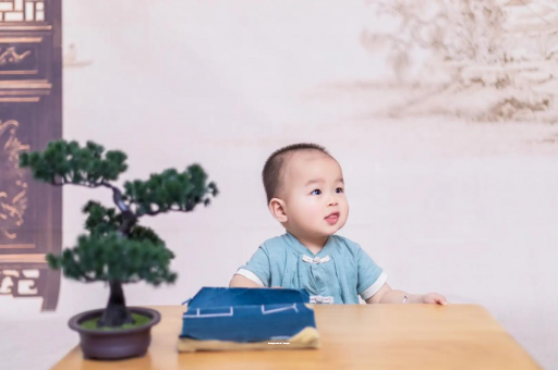 兴化宝宝不长肉要换奶粉吗 兴化宝宝不长肉要换奶粉吗